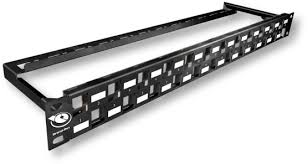 1U SIJ staggered panel with management suitable for up to 24 snap in jacks BLACK